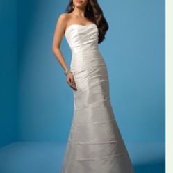 Alfred Angelo Wedding Dress New Style R3034