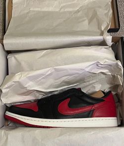 Air Jordan 1 Low Banned