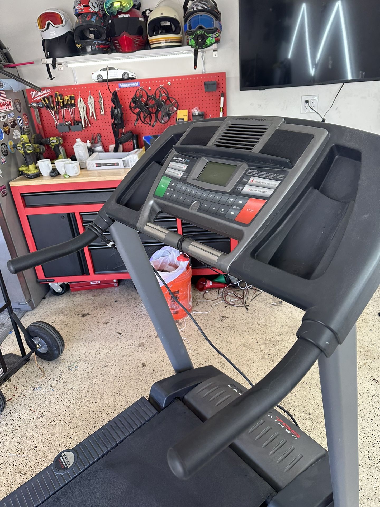 treadmill Proform 755 for Sale in Irvine, CA OfferUp