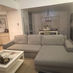 Pottery Barn Right Arm Chaise Sofa