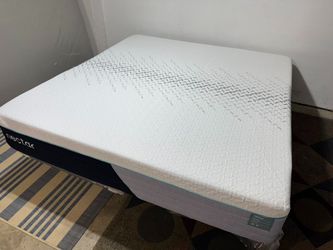 Nectar Premier Hybrid King Mattress - LIKE NEW! Delivery Available! 