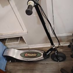 Razor E325