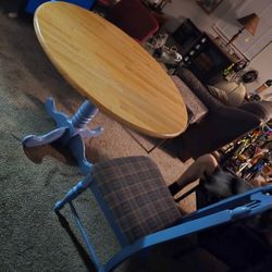 Like New Table and Chair 50$ Pickup 3489 Lansdowne Dr Or Delivery Separated 