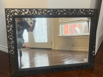 A very beautiful of  mirror. 36” x 26”.