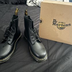 Brand New Dr. Martens Boots — Men’s 10 / Women’s 11 — With Box 