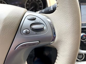 2015 Nissan Murano Thumbnail