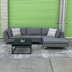 *Free Delivery* Gray Modern Sectional Couch Sofa