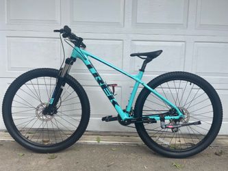 TREK MARLIN 6 2023 Gen 3