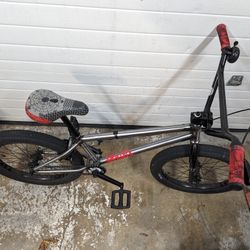  Upgraded Stranger (Basically New)