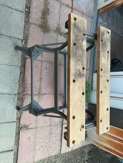 FREE Folding Workbench / Sawhorse