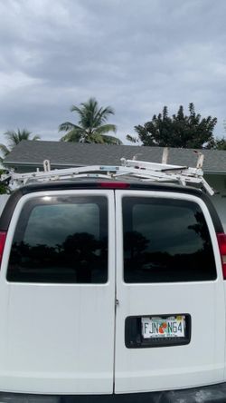 Ladder + Extreme Tools Metal Tool Cabinet – Need To Be Gone As Soon As Possible Bundle Deal