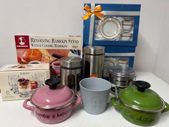 Moving sale: Kitchen & Dinnerware Bundle - Pots, Canisters, Tea Sets, Ramekins & More!