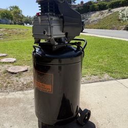 21 Gallon Air Compressor 