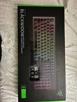 Razer BlackWidow Mechanical Gaming Keyboard - Chroma RGB (Green Switches)
