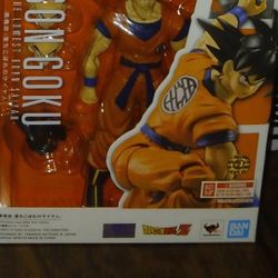 Goku action Figure 