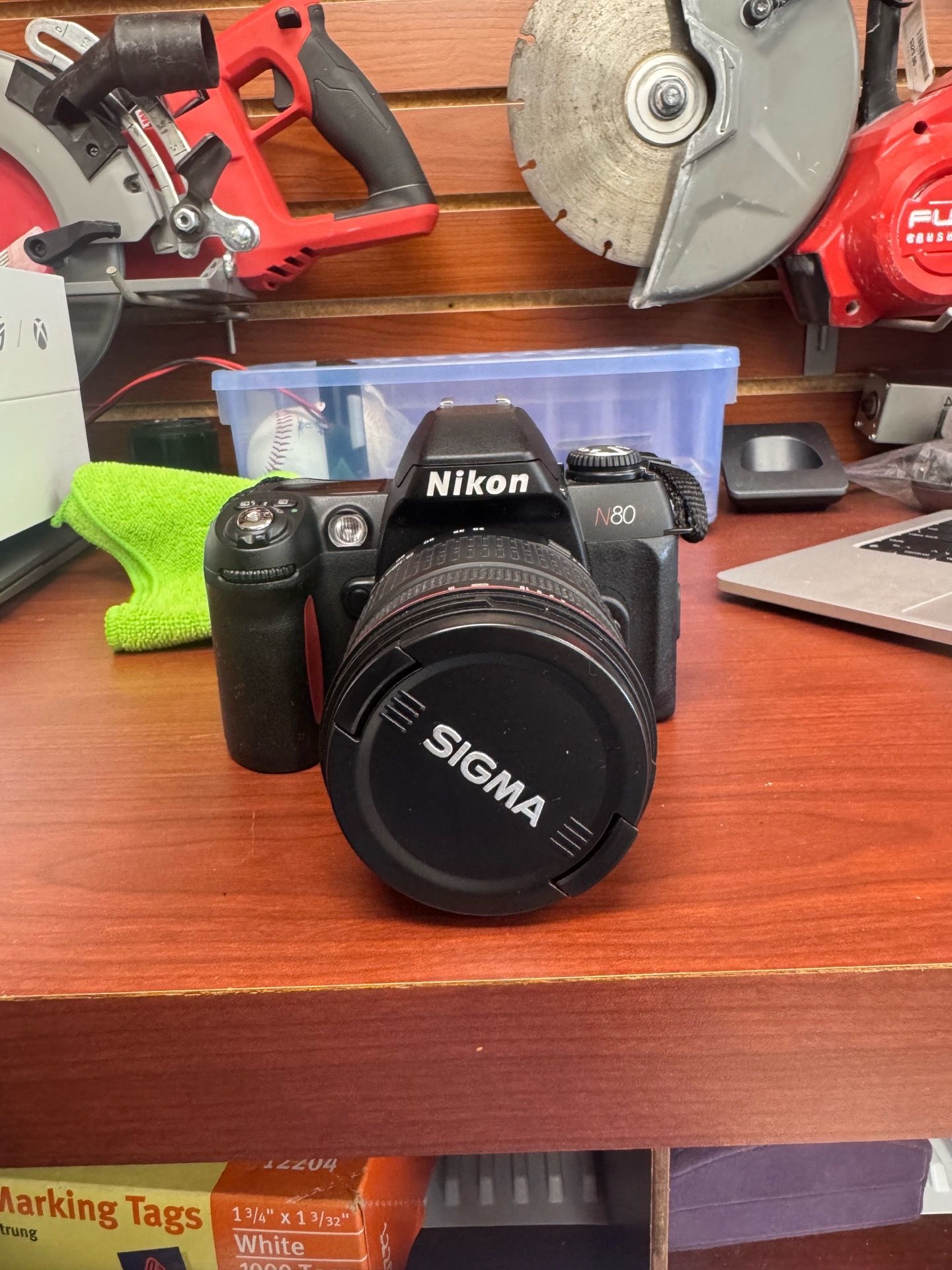 Nikon n80 SLR 35mm camera