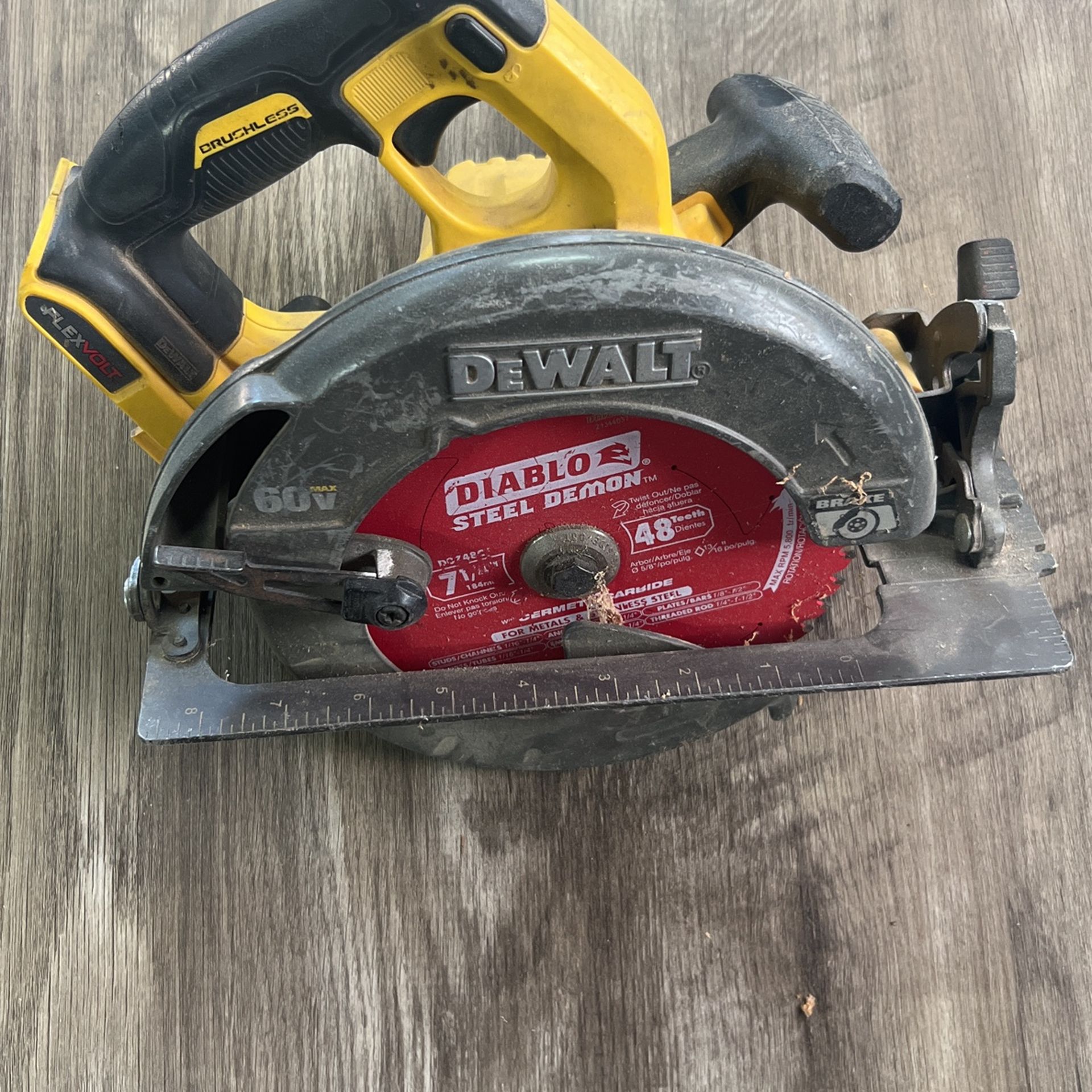 Dewalt Flexvolt  Saw 7 1/4