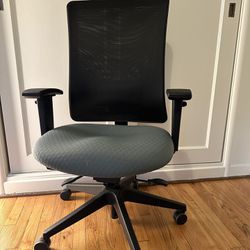 Office Chair With Inflatable Lumbar Support