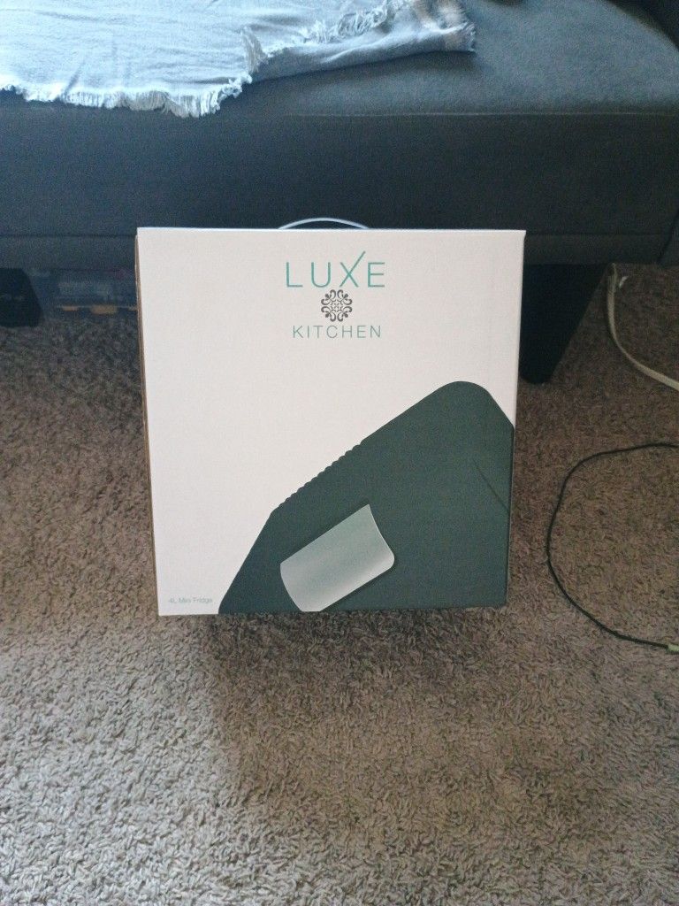 Luxe Mini Fridge