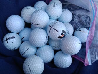(24) ProV1, & V1x Like New Titliest Golf Balls