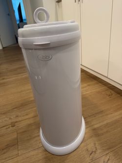 Ubbi  stainless steel diaper pail