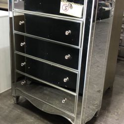 Mirrored Chest Brand New In Box