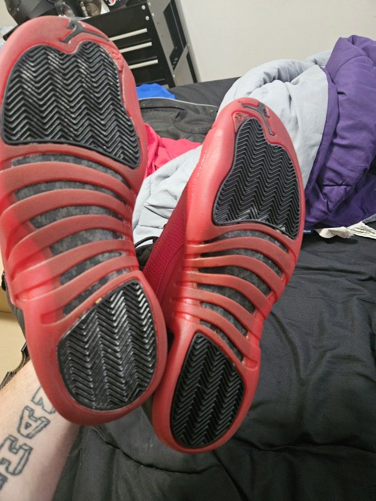 Retro 12s Flu Game