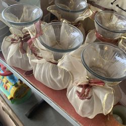 8 Vases For Party Tables All 25 Or 4$ Each