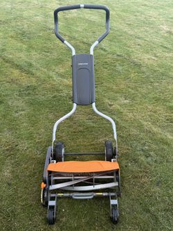 Fiskars 18” Stay Sharp Mower