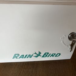 Rain Bird ESP-SMTe Smart Sprinkler Controller