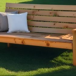 Custom Wooden Bench/Seats/Tables/Swings