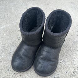 UGG Black Leather Fur Toddler Boots Size 7