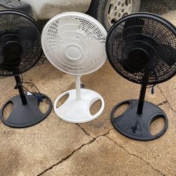 3 GOOD WORKING FANS ALL WORKING ALL CLEAN 