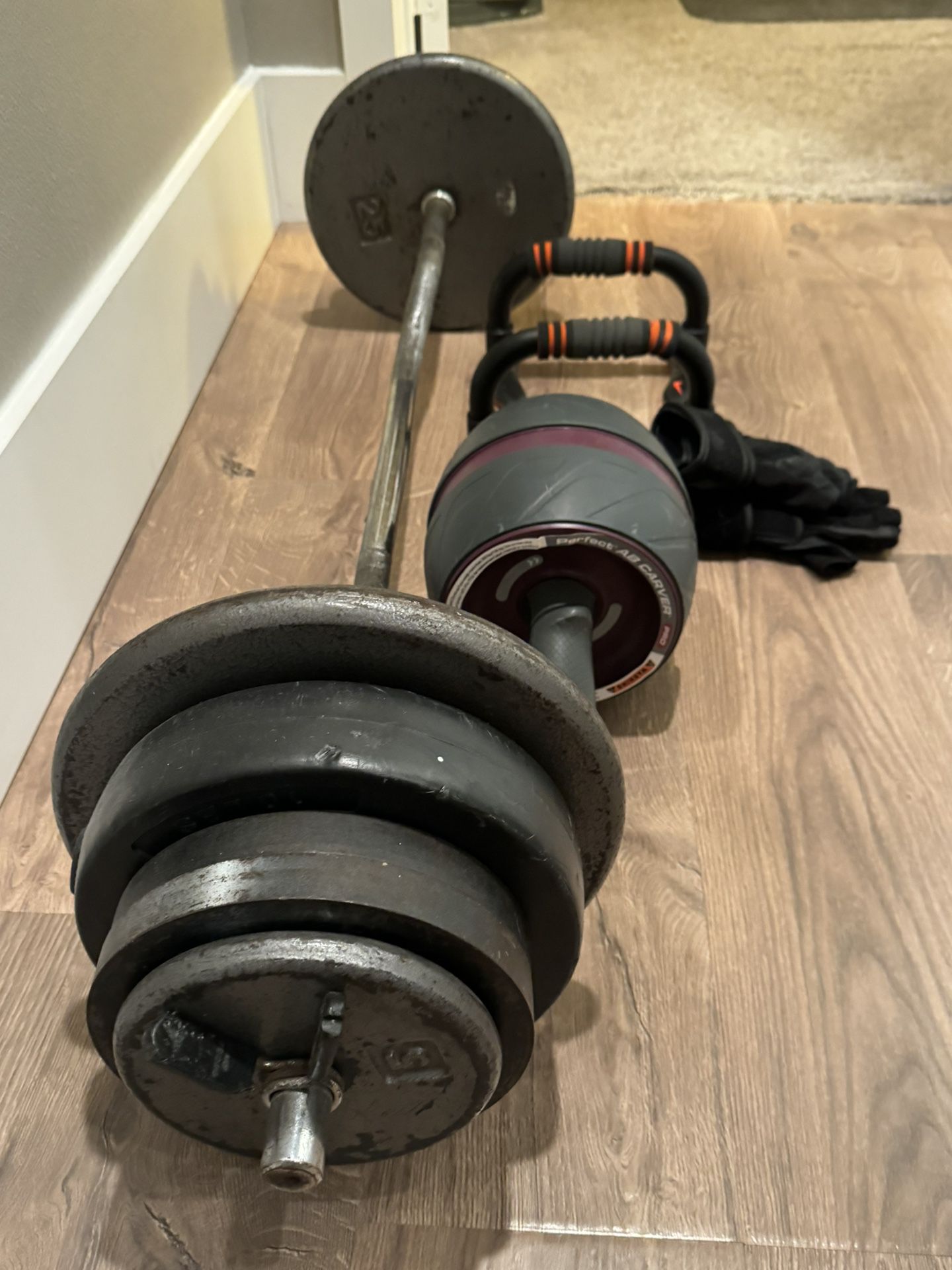 EZ Curl Bar And Extras