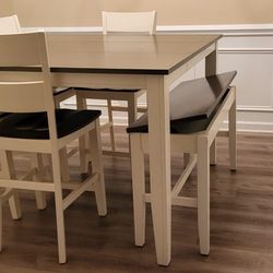 Dining Table / Foyer Table 