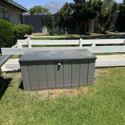 Life Time Large Deck Box 59”wide 28”deep 27”tall