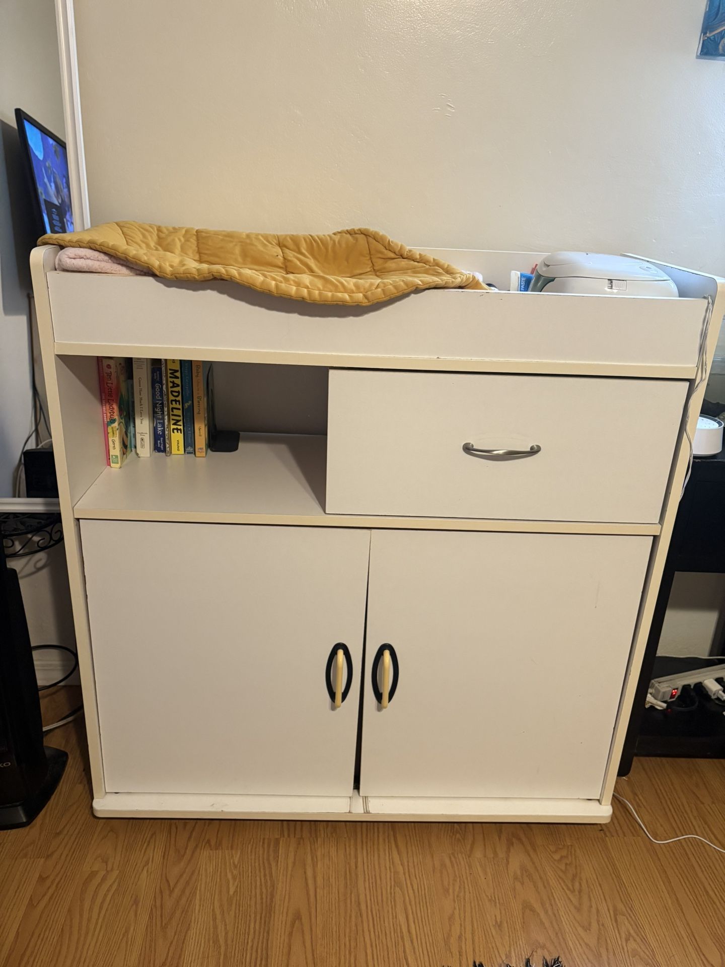 Baby Changing Table / Cabinet