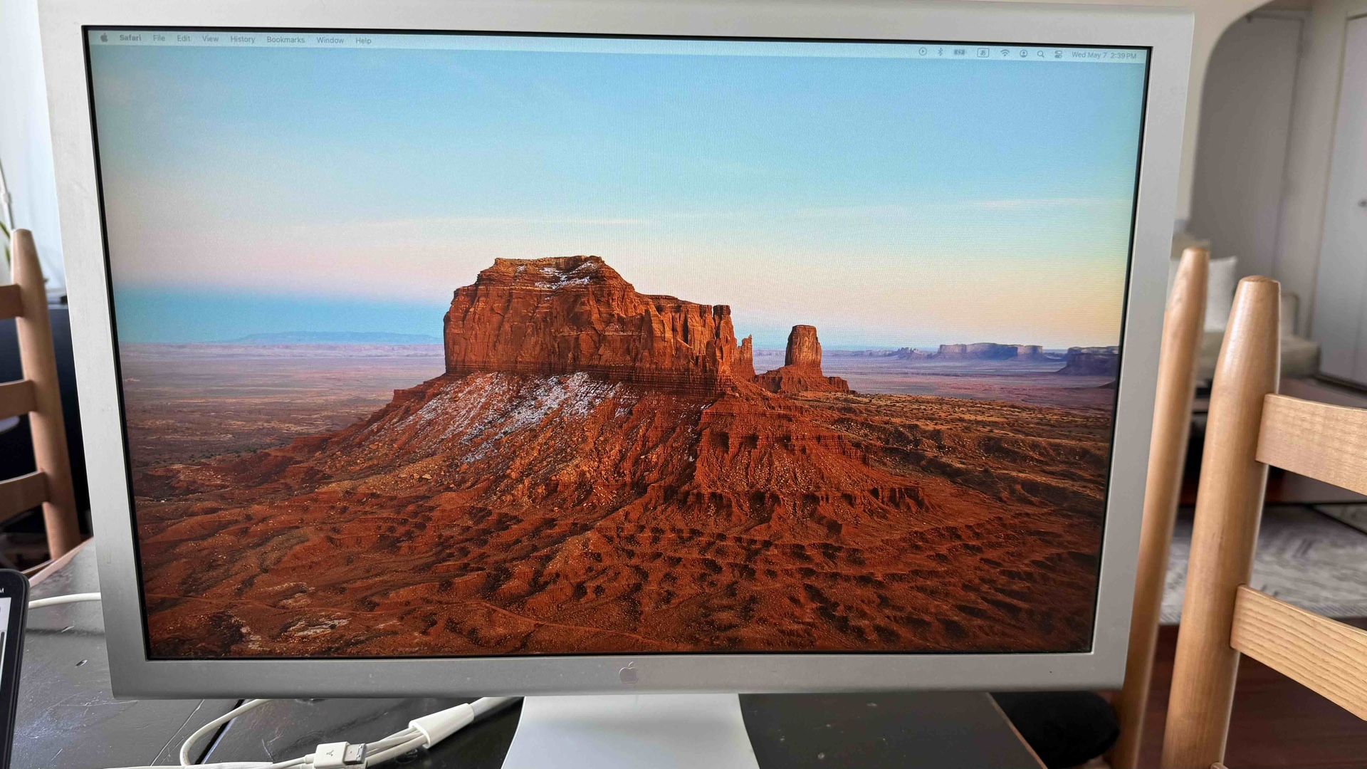 Apple Cinema Display 23 In.