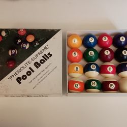 Phenolite Pool Balls
