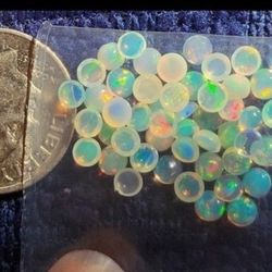 [10pcs.] 3.5x3.5mm Natural Ethiopian Fire Opal Crystals Cabachon 