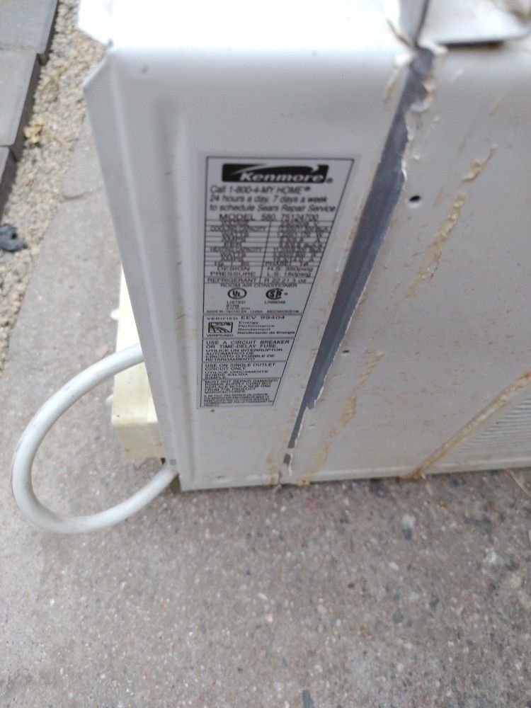 Kenmore Air Conditioner Heater An Air Conditioner It Takes A 220plug In