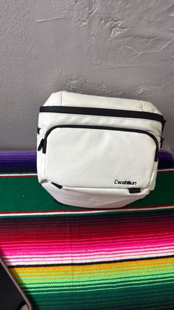 Cwatcun white and black outline camera message bag