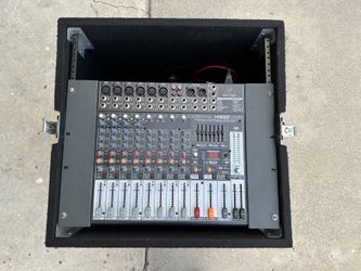 Behringer XENYX X1222 Mixer