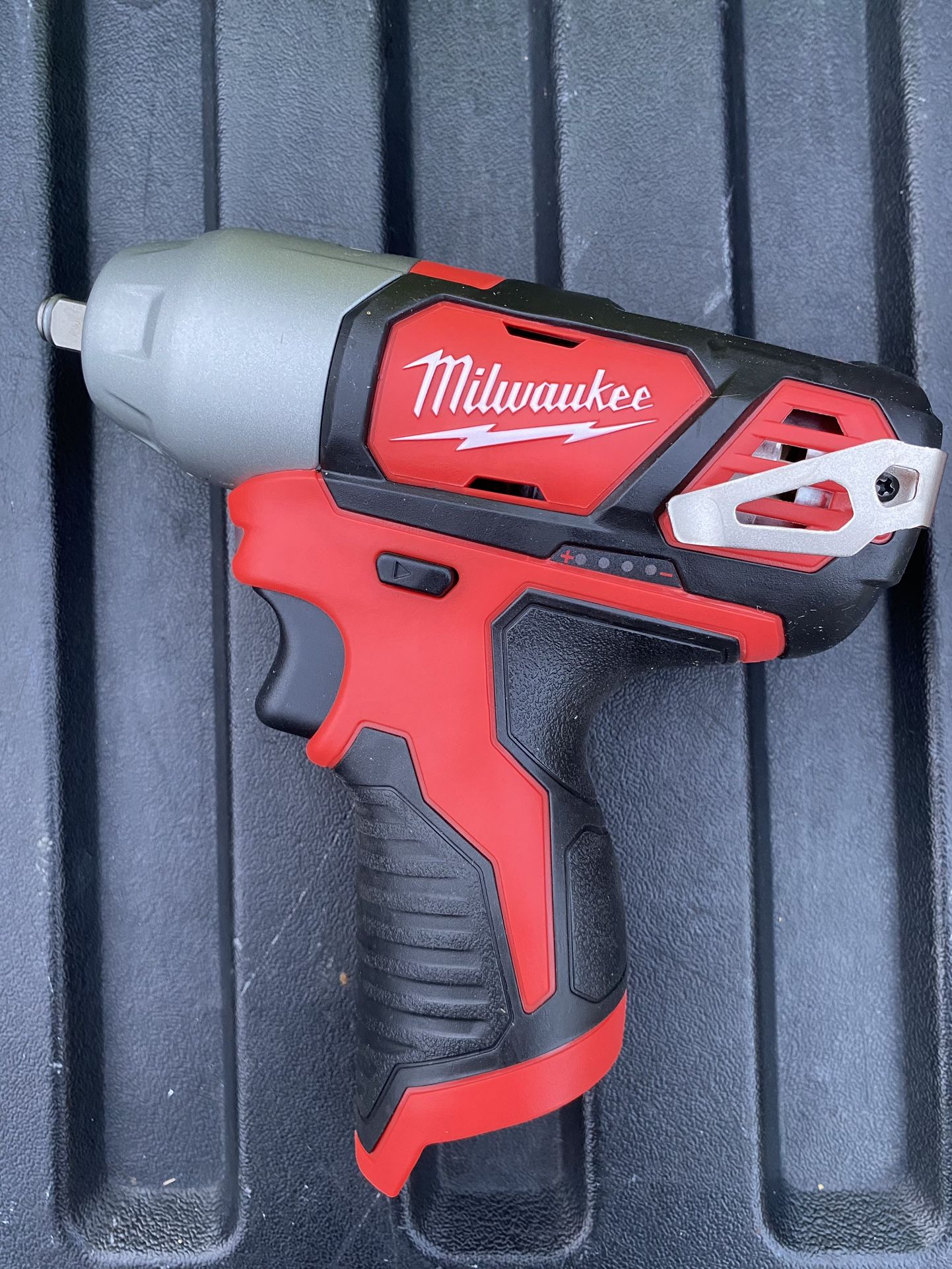 M12 Impact Wrench