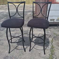  REALLY Nice  Set OF  WROUGHT IRON  BAR STOOLS  GREAT CONDITION  HAS A  EXTRA  SET OF  BLUE  COVERS 