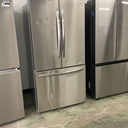 Frigidaire Gallery Refrigerator GOMQ