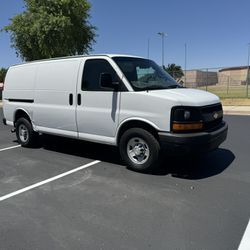 2016 Chevy Express 2500