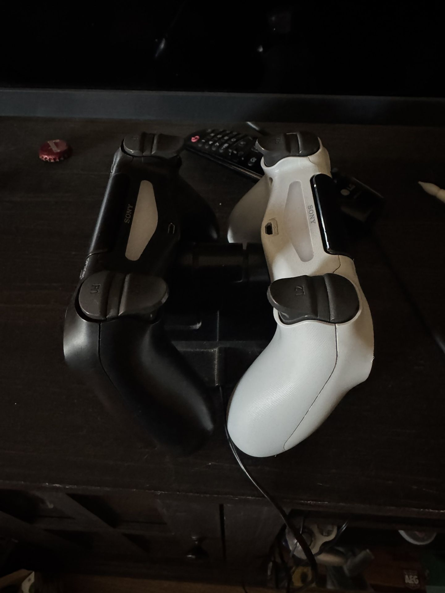 PlayStation 4 With Controllers