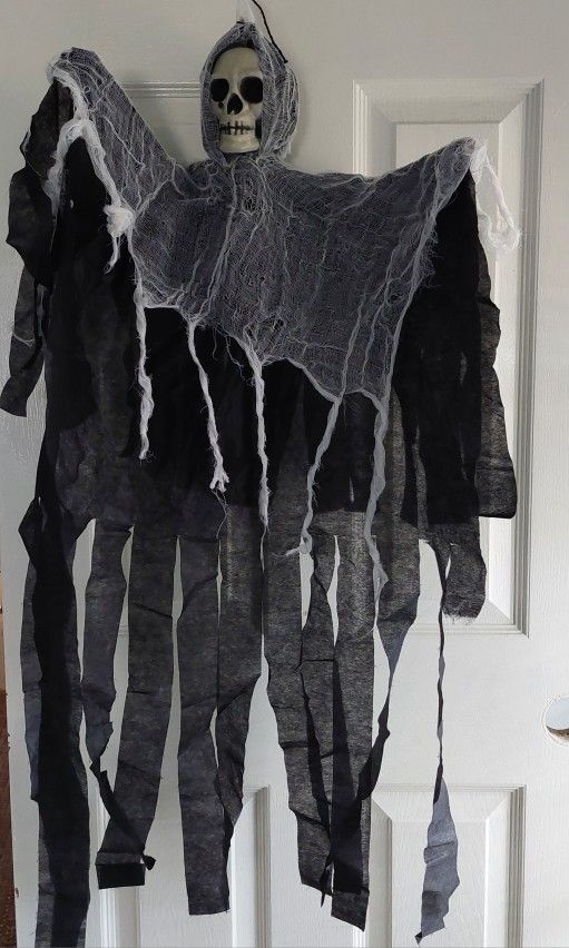 Hanging Spooks