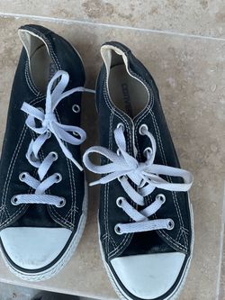 Converse shoes size 3